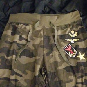 Camo legging sweats NWOT